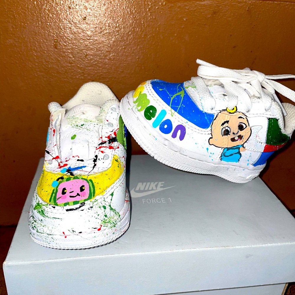 Brand New Custom Cocomelon Air force 1s for babies Size 10 . Fit for 12m-1y/o .